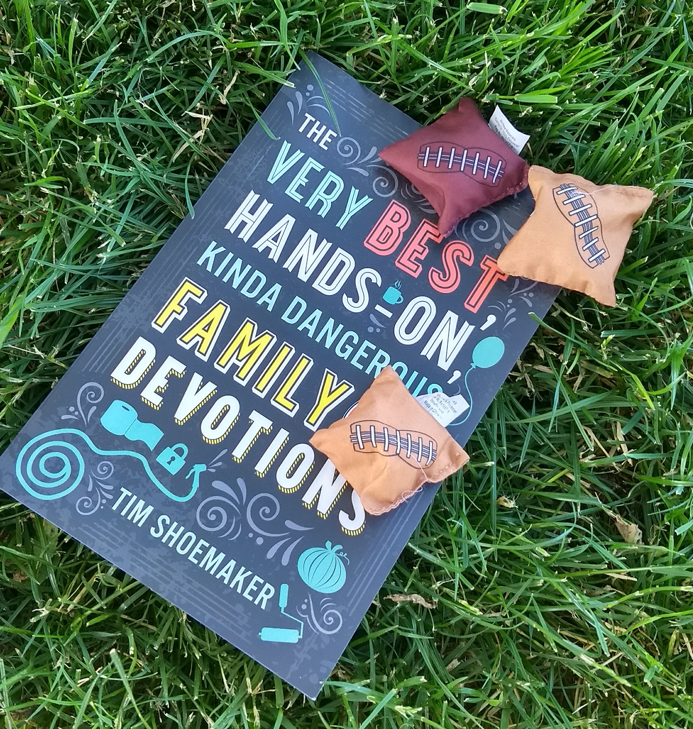 the-very-best-hands-on-kinda-dangerous-family-devotions-review